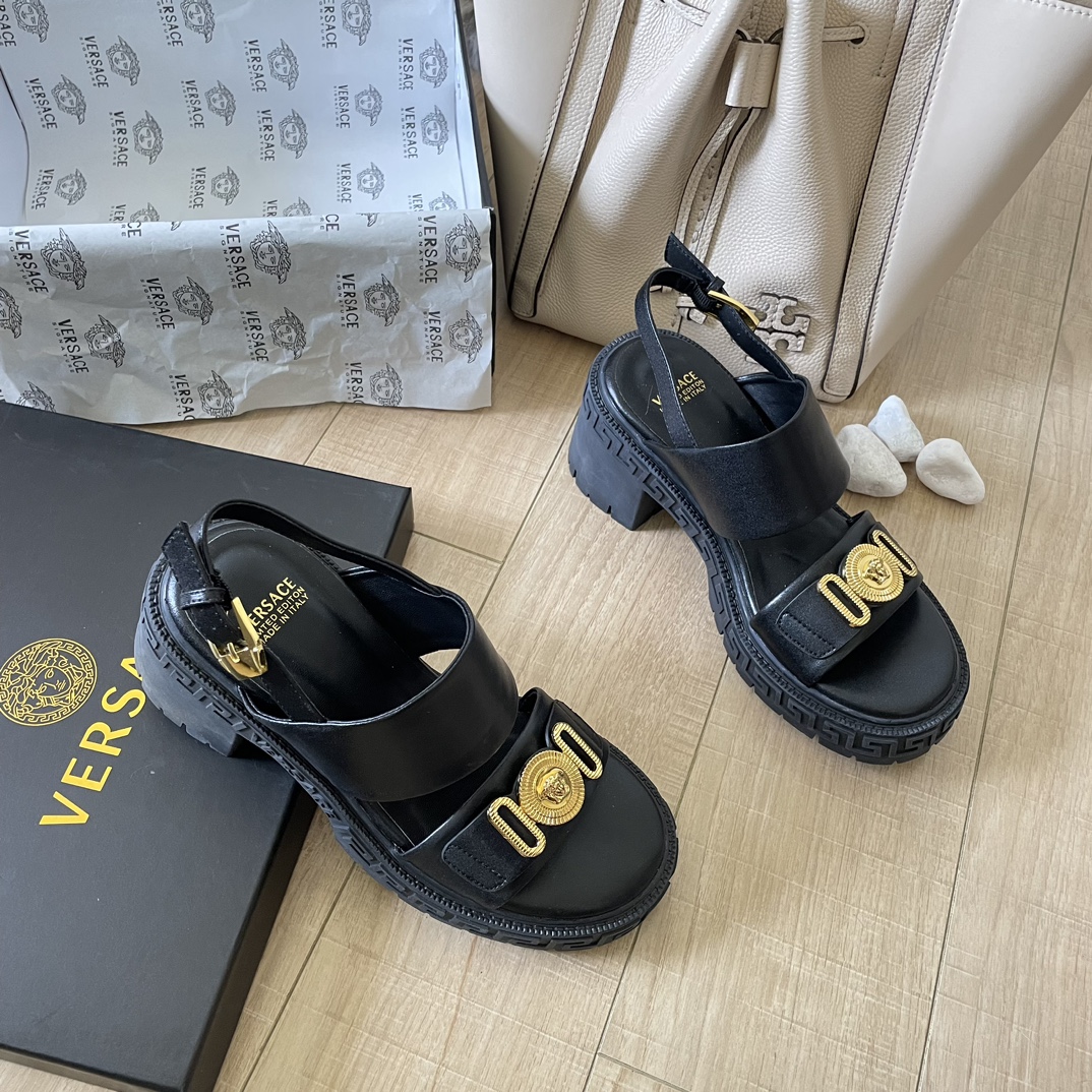 VERSACE 49.99$ code 449-6574-R gallery