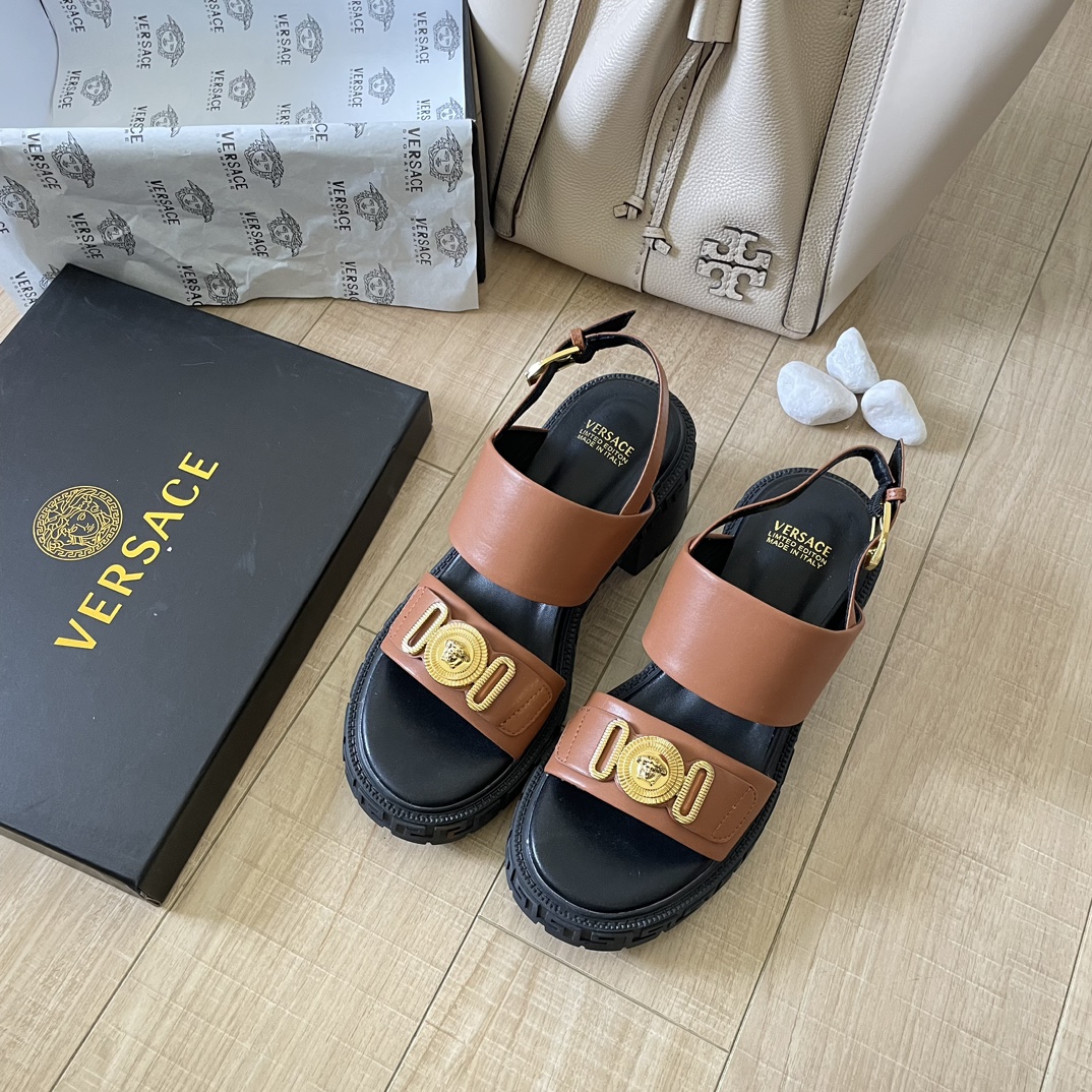 VERSACE 49.99$ code 449-6574-R gallery