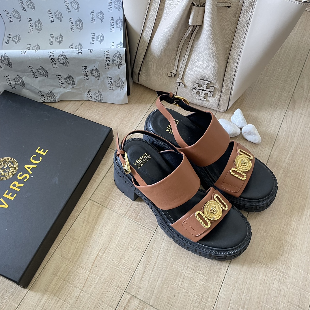 VERSACE 49.99$ code 449-6574-R gallery