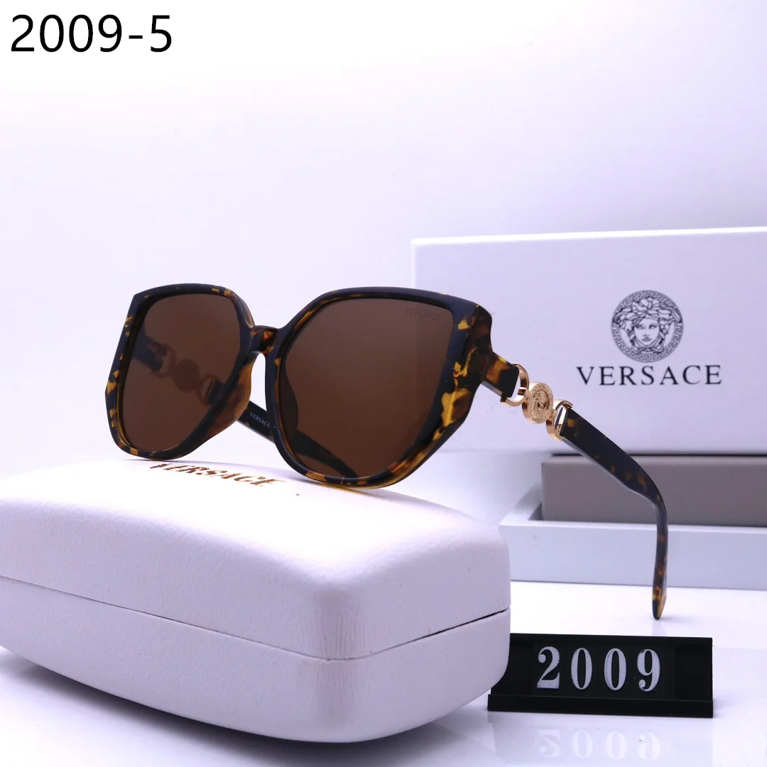 VERSACE $18 gallery