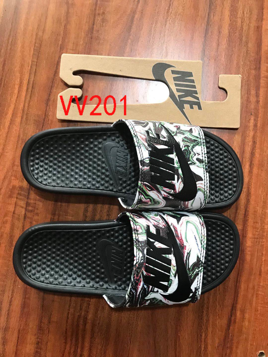 VV201 NIKE slippers gallery