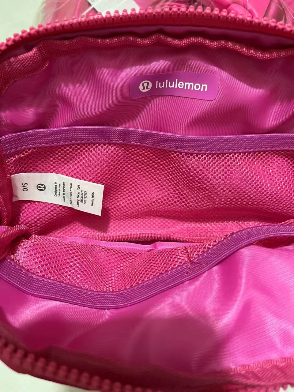 VV811 lulu handbag gallery