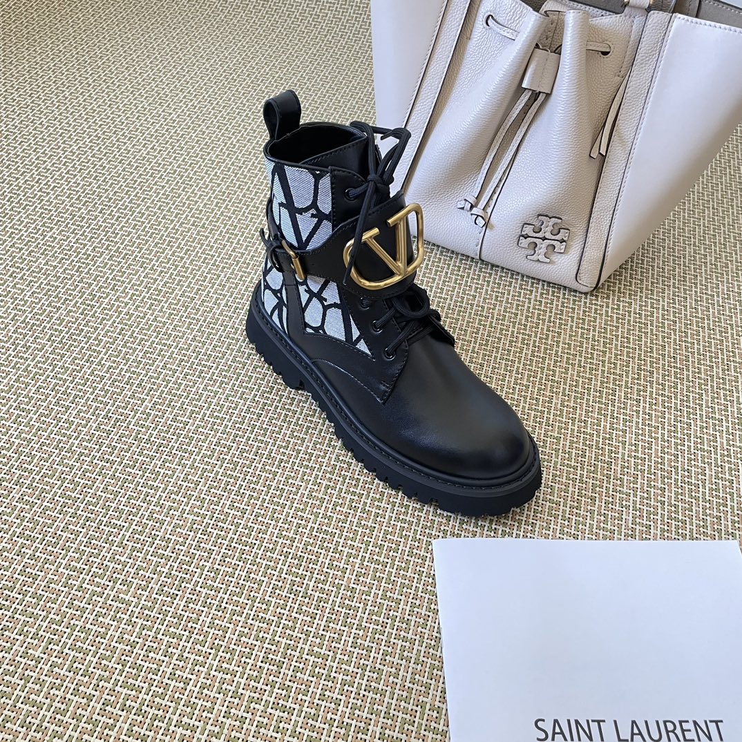 Valentino 59.99$ code 449-6801-R gallery