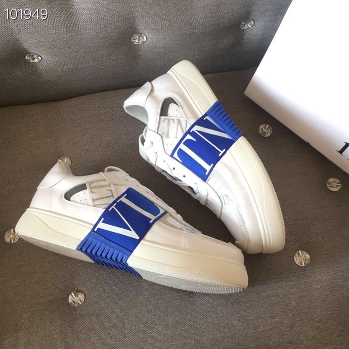 Valentino $100 gallery