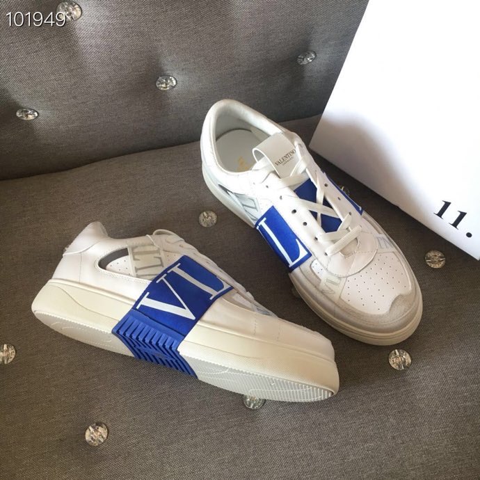 Valentino $100 gallery