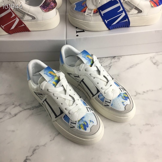 Valentino $100 gallery