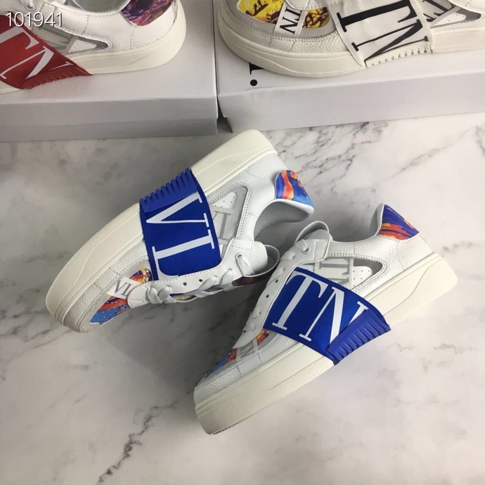 Valentino $100 gallery