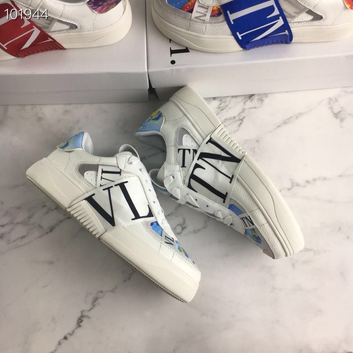 Valentino $100 gallery