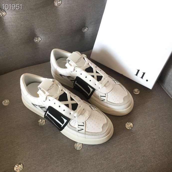 Valentino $100 gallery