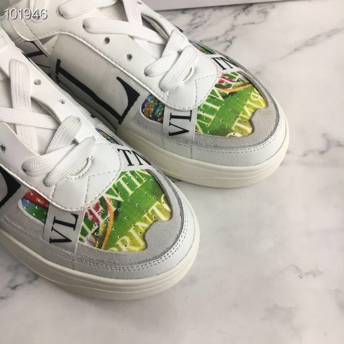 Valentino $100 gallery