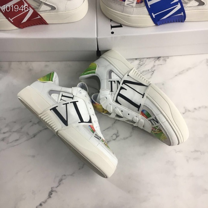 Valentino $100 gallery