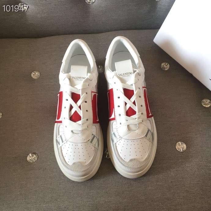 Valentino $100 gallery