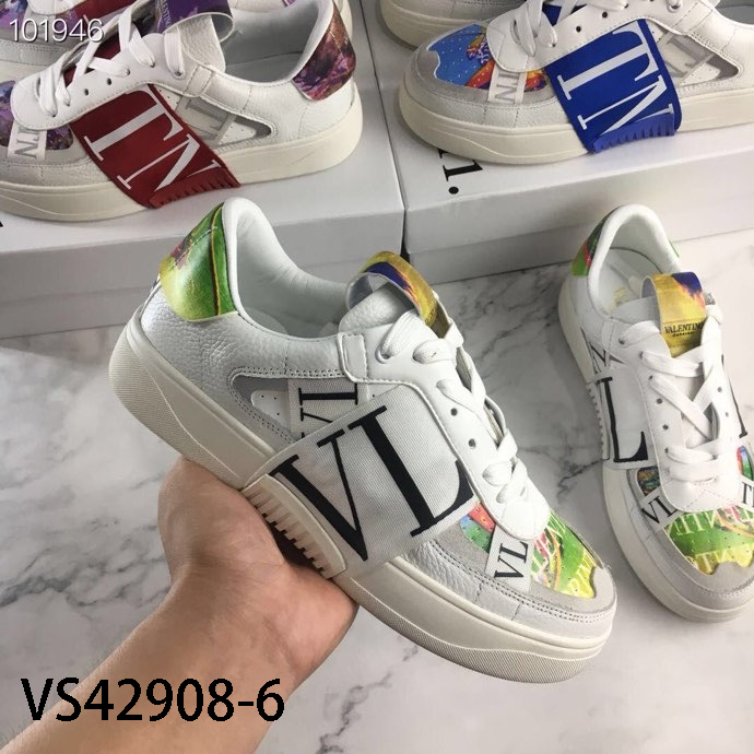 Valentino $100 gallery