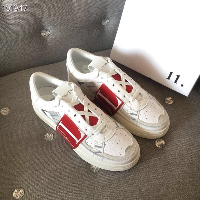 Valentino $100 gallery