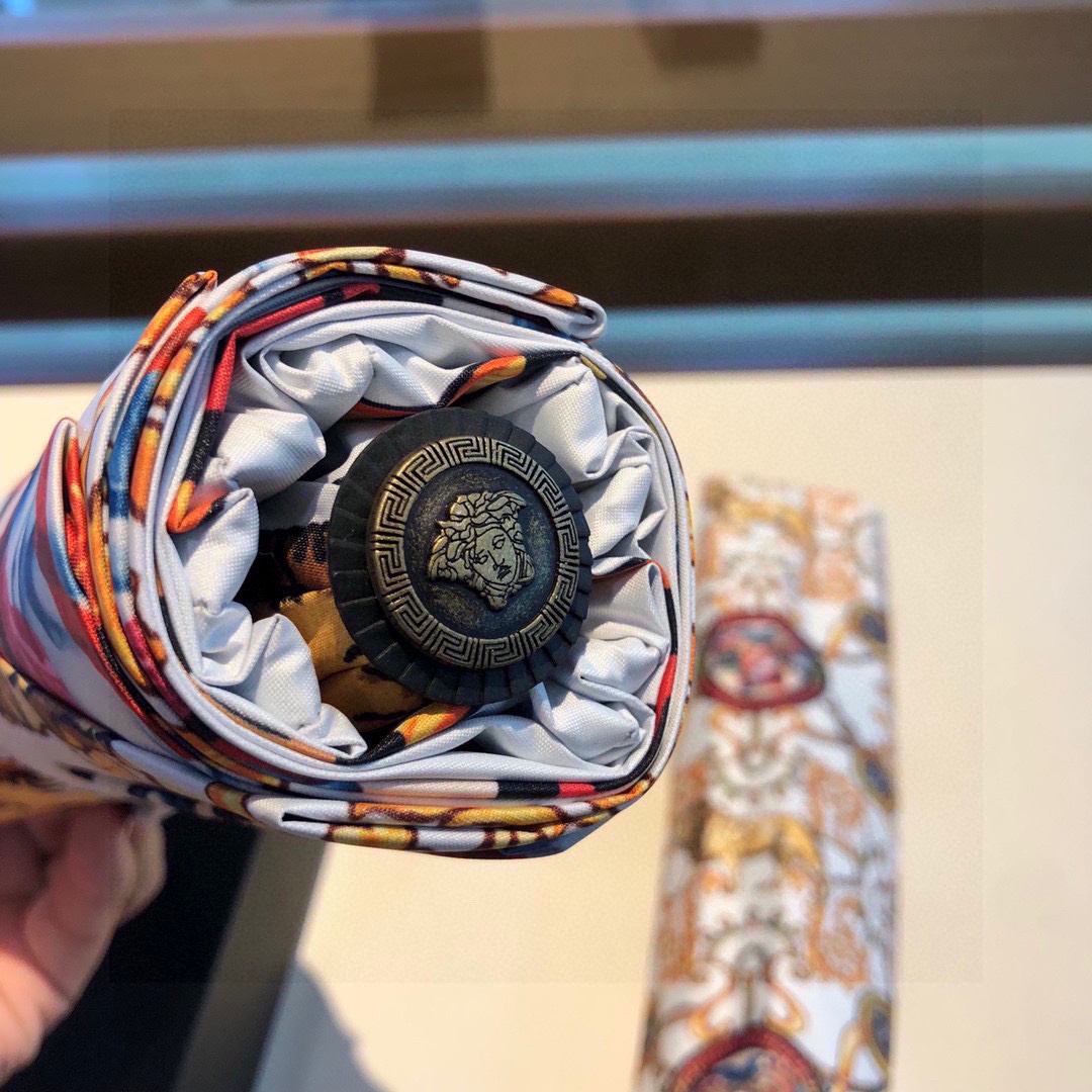 Versace $35 gallery