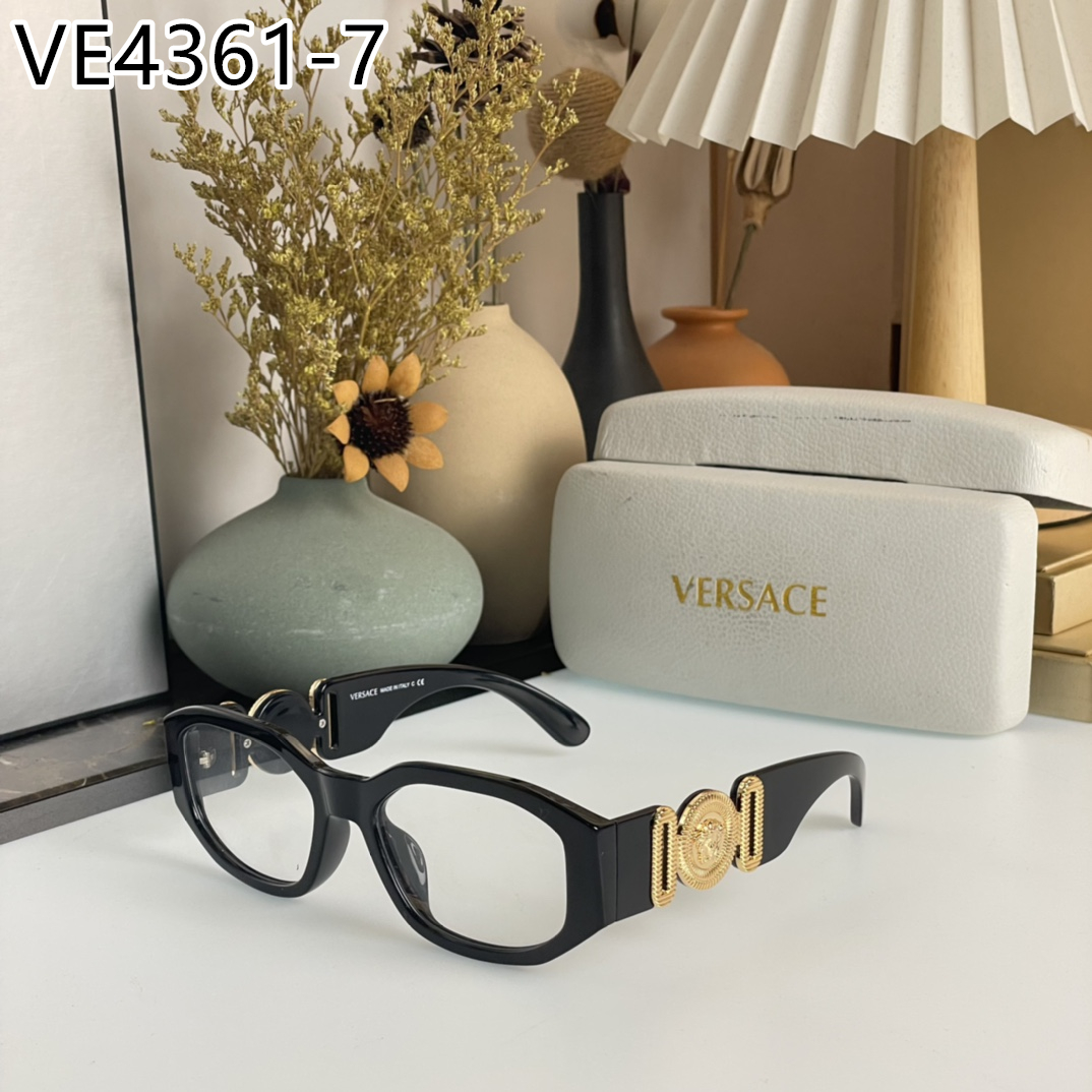 Versace $40 gallery