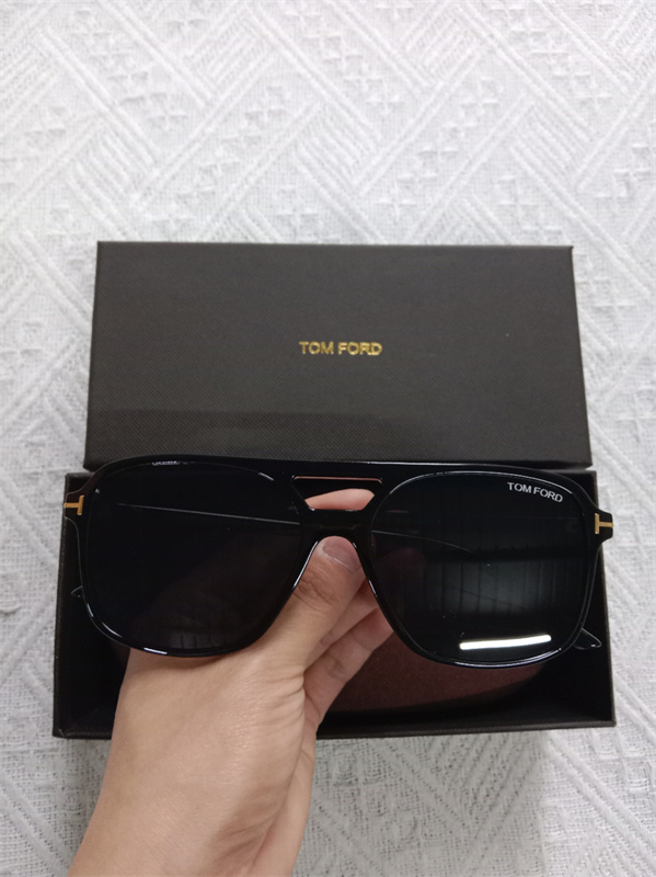 Video 5055 TOM FORD YC387-YC392 gallery