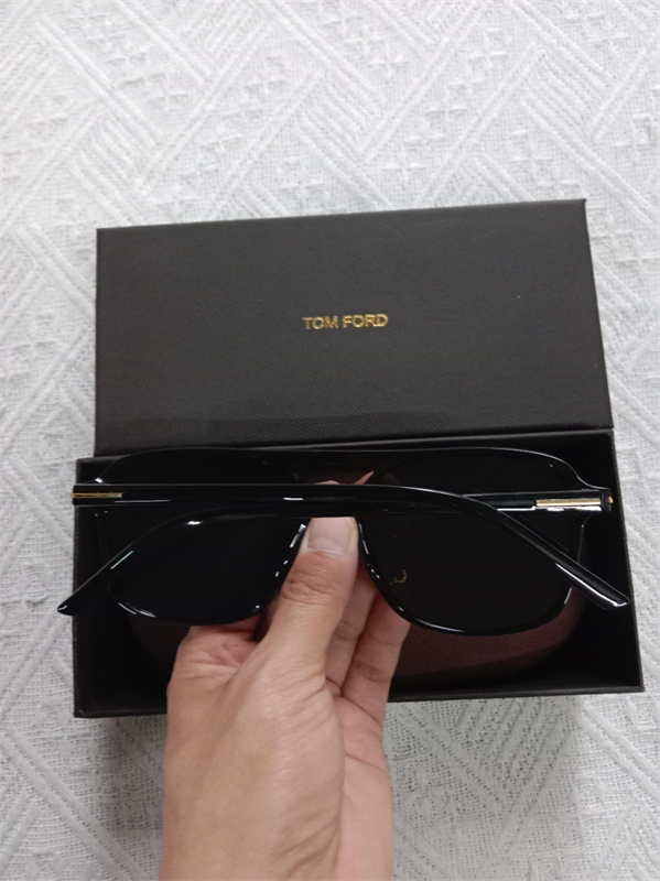 Video 5055 TOM FORD YC387-YC392 gallery