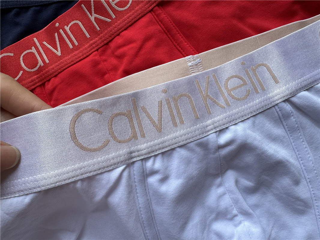 Video CALVIN KLEIN  underpants  ER302 gallery