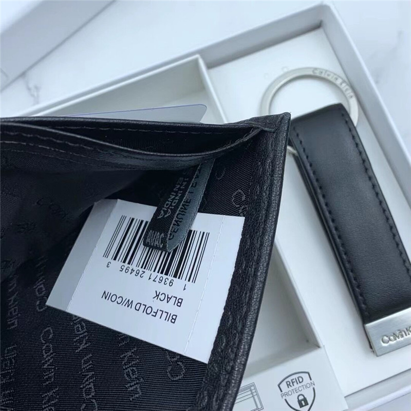 Video CALVIN KLEIN wallet FQB127 gallery