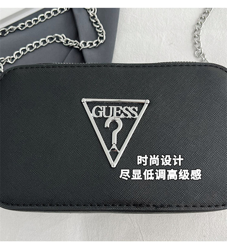 Video GUESS Lady bag BB526-BB534 gallery