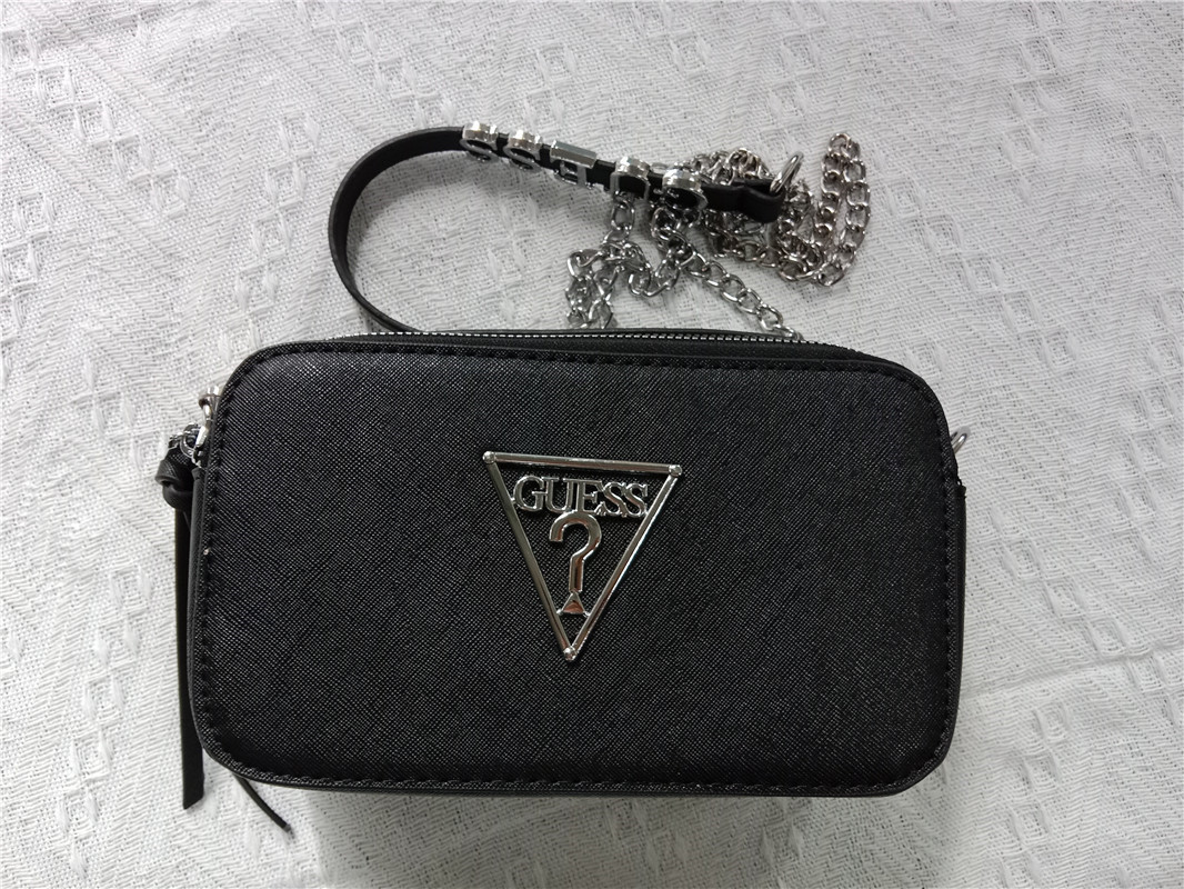 Video GUESS Lady bag BB526-BB534 gallery