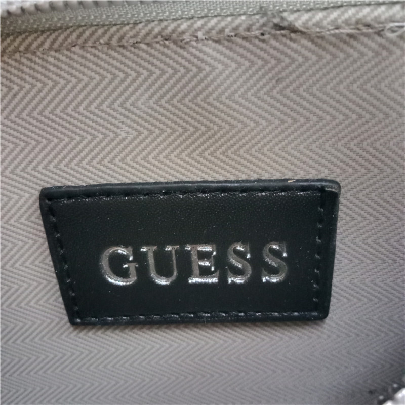 Video GUESS Lady bag BS126-BS136 gallery