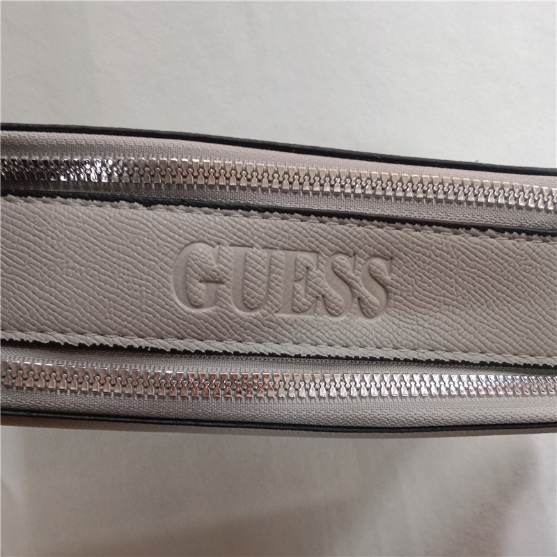 Video GUESS Lady bag BS126-BS136 gallery