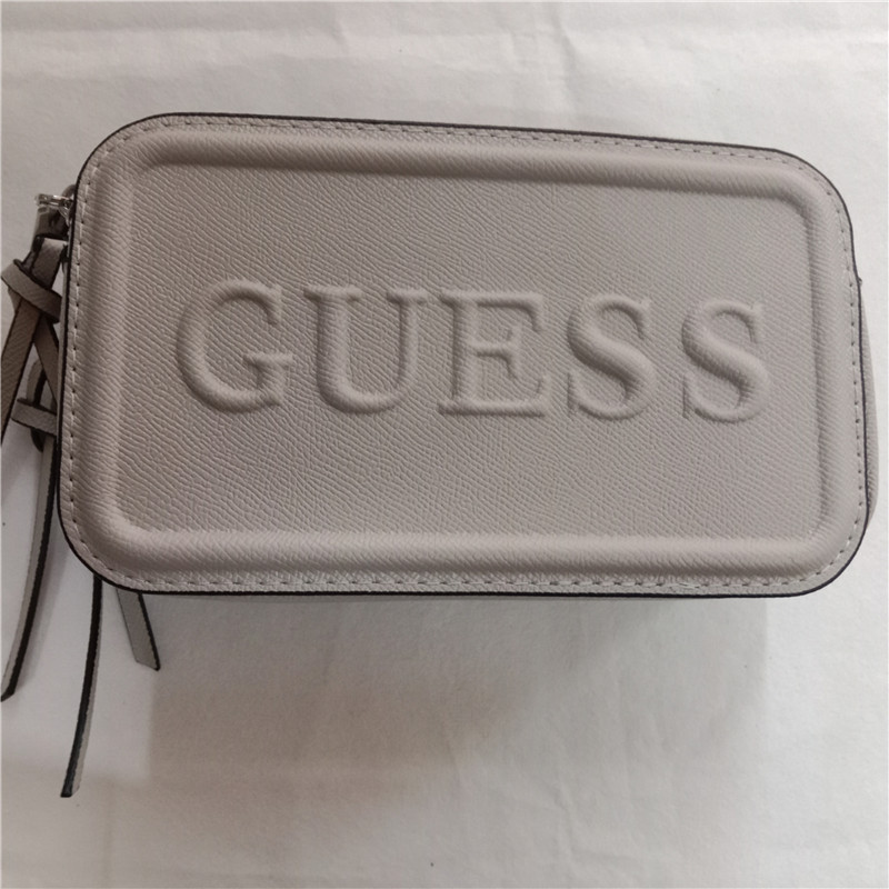 Video GUESS Lady bag BS126-BS136 gallery