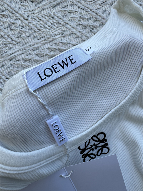 Video LOEWE vest PD112-PD119 gallery