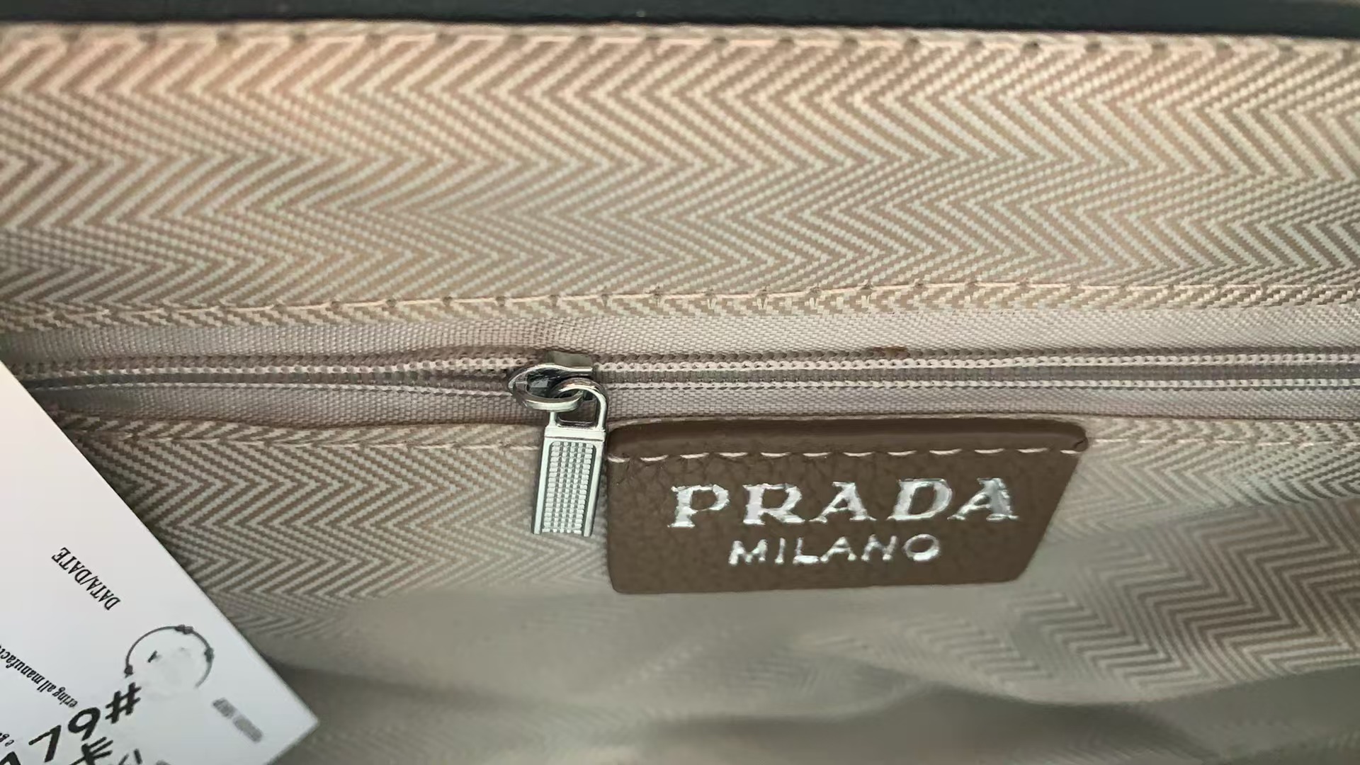 Video PM063-PM070，190.99 Prada bag gallery