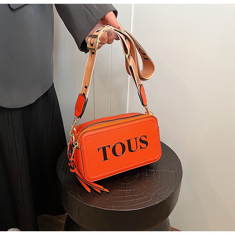 Video TOUS Lady bag BB455-BB462 gallery