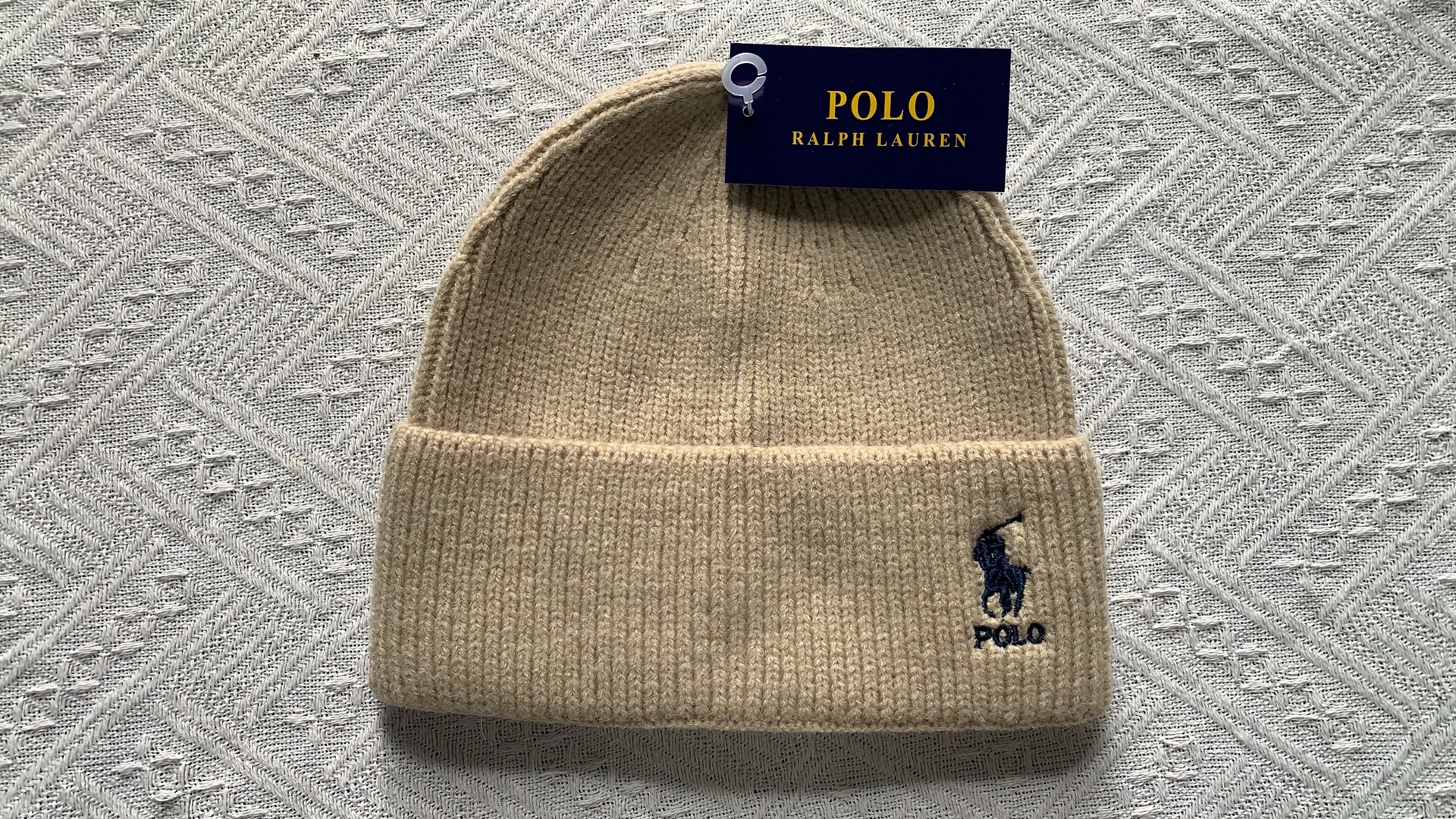 Video UF4073-UF4080，polo caps 129.99 gallery