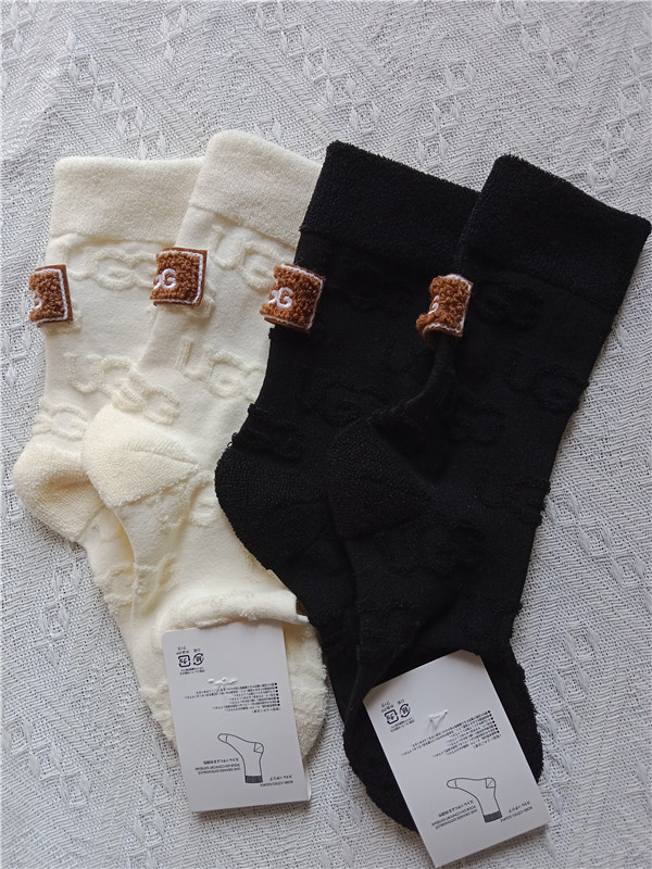 Video UGG  Socks  PD181-PD187 gallery