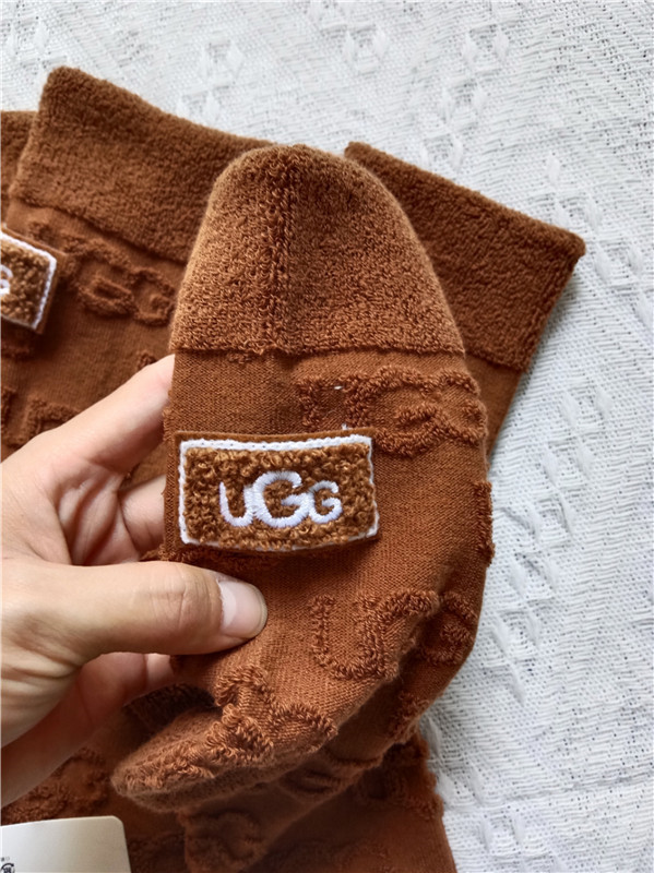 Video UGG  Socks  PD181-PD187 gallery