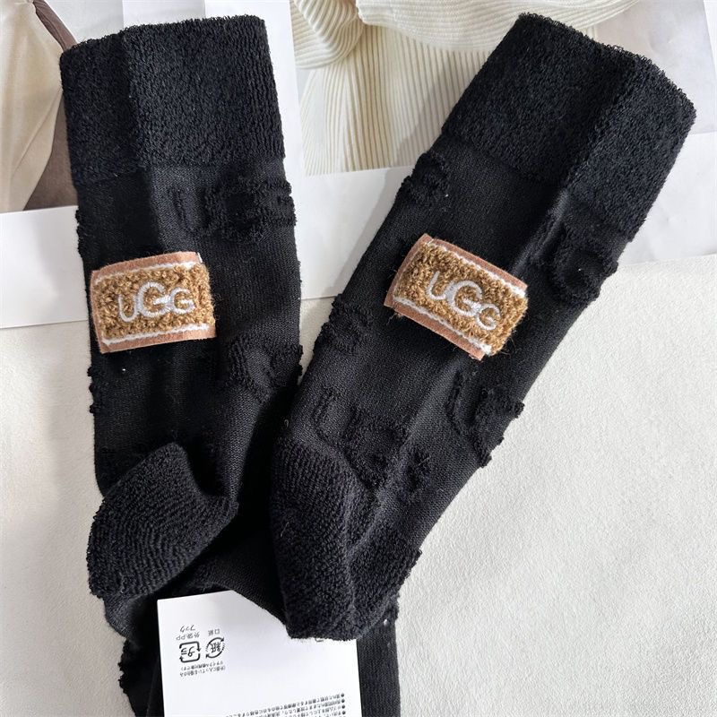 Video UGG  Socks  PD181-PD187 gallery