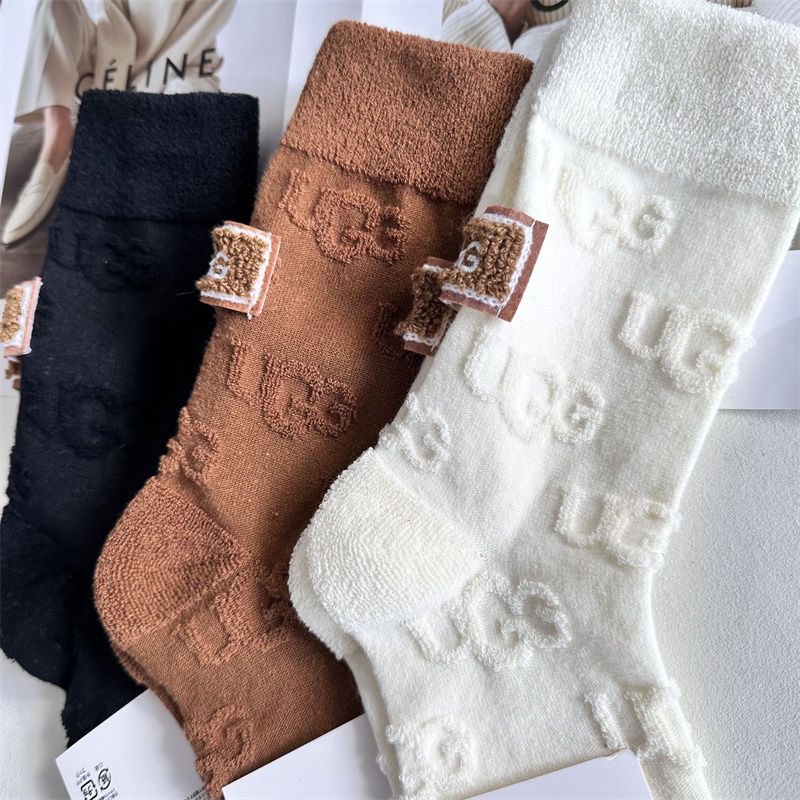 Video UGG  Socks  PD181-PD187 gallery