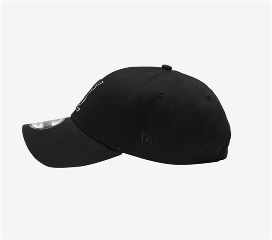 Video Yves Saint laurent  HAT  MC630-MC631 gallery