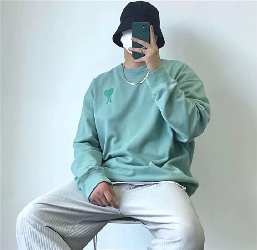 Video  AMI  Sweater  SZ100-SZ101 gallery