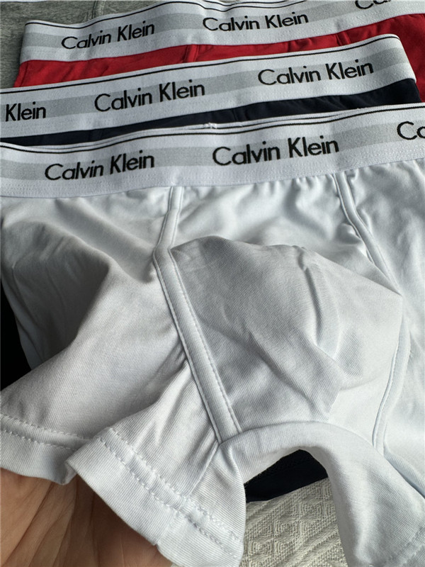 Video  CALVIN KLEIN underpants EG100 gallery