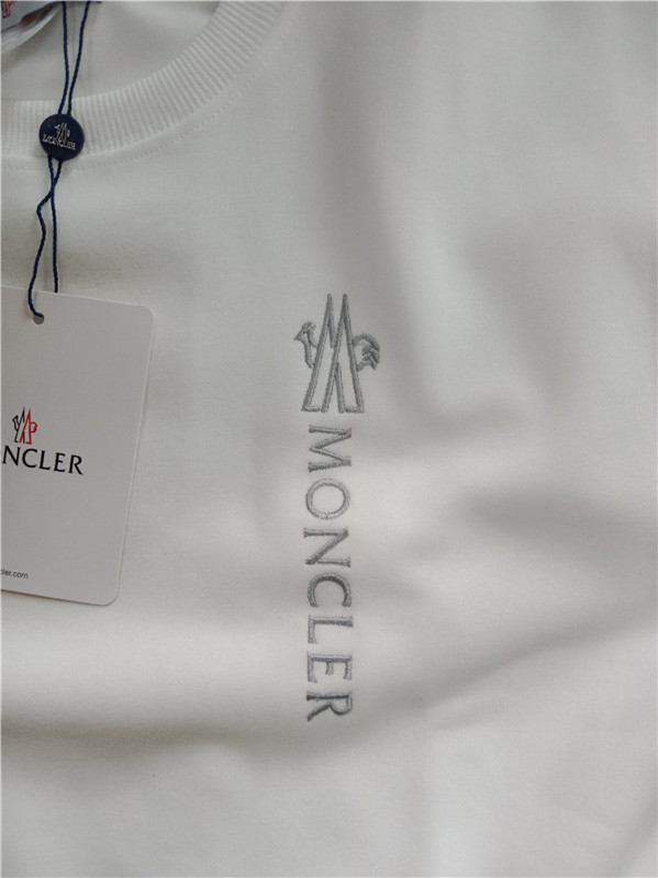 Video  MONCLER sweater DA102-DA105 gallery