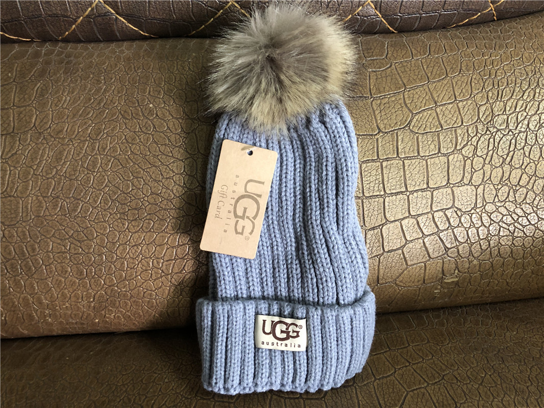 Video  UGG HAT  U135-U145 gallery