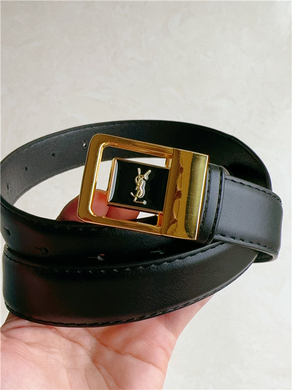 Video  Yves Saint laurent BELT PE124 gallery