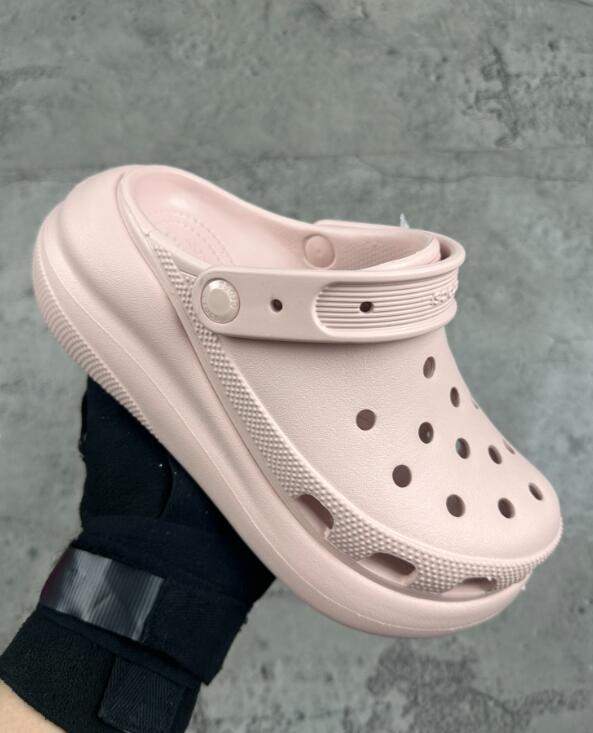 WAA Crocs Classic clog 39.99usd gallery