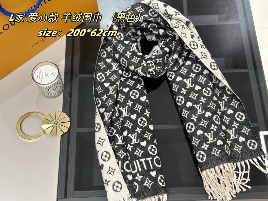 WQ060-WQ062， LV scarf pashm 157.99 gallery