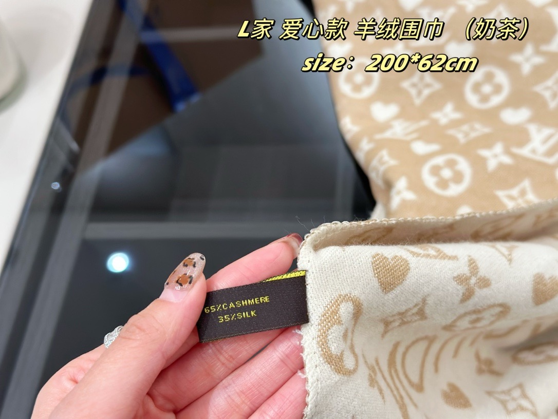 WQ060-WQ062， LV scarf pashm 157.99 gallery