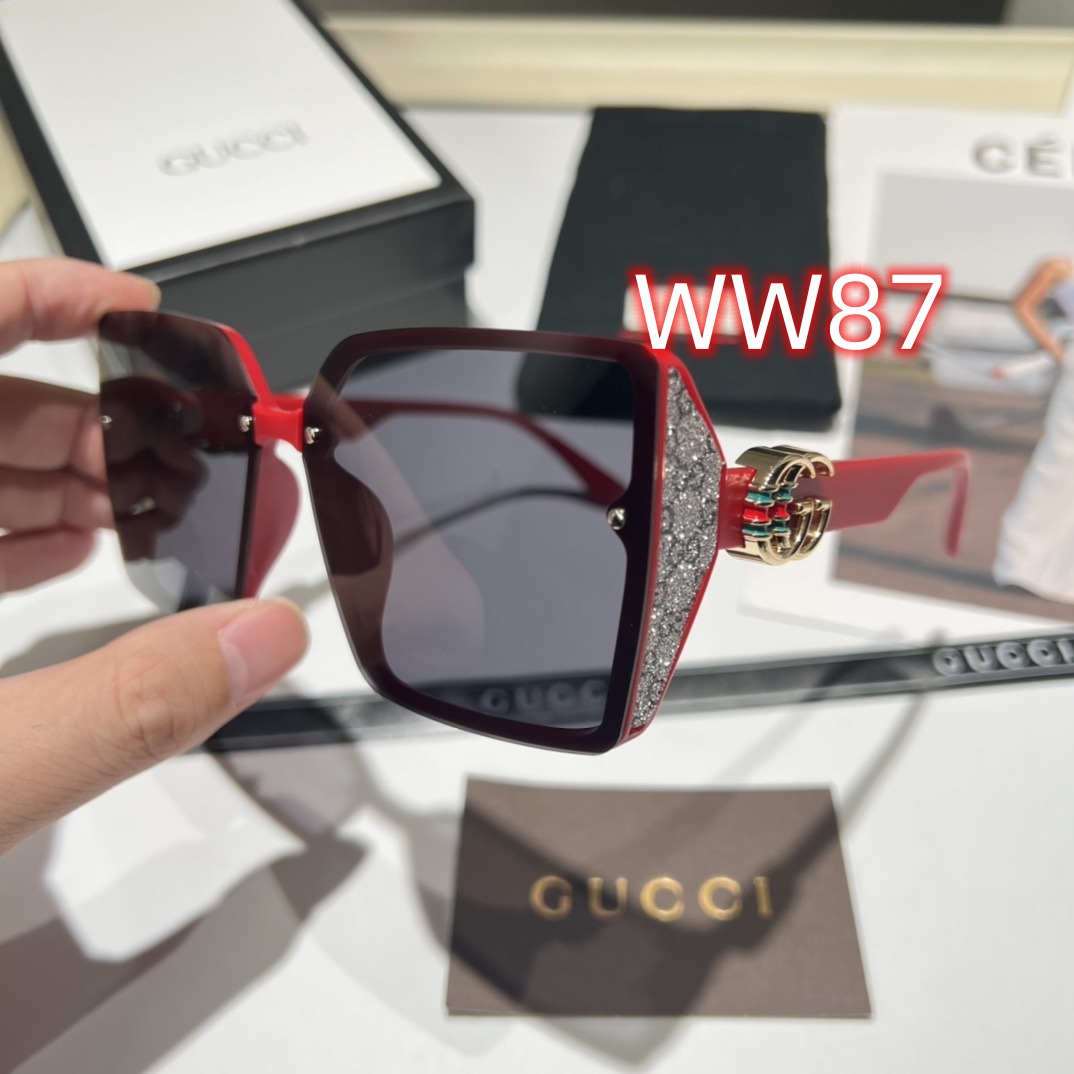 WW83 GUCCI sunglasses gallery