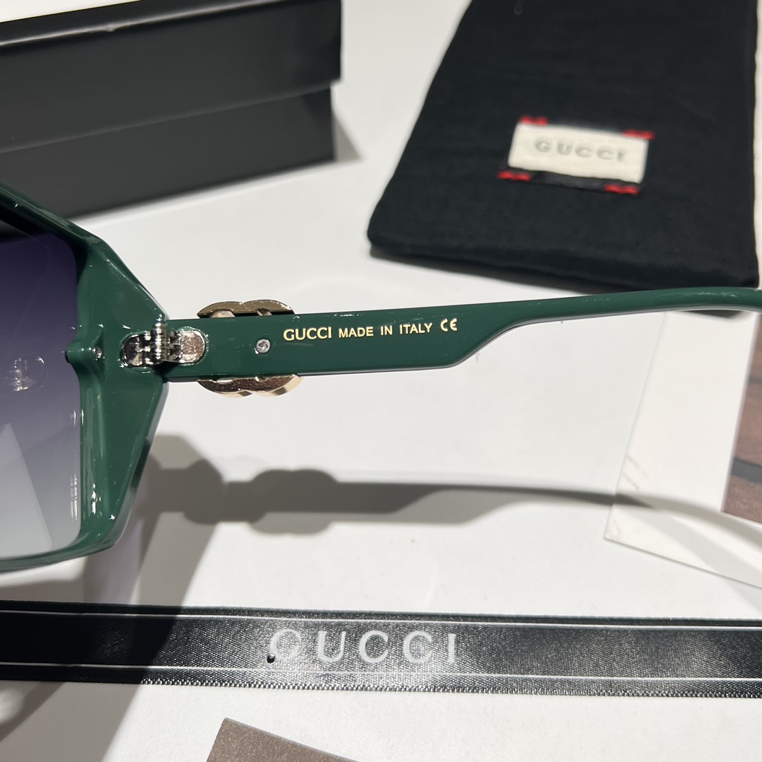 WW83 GUCCI sunglasses gallery