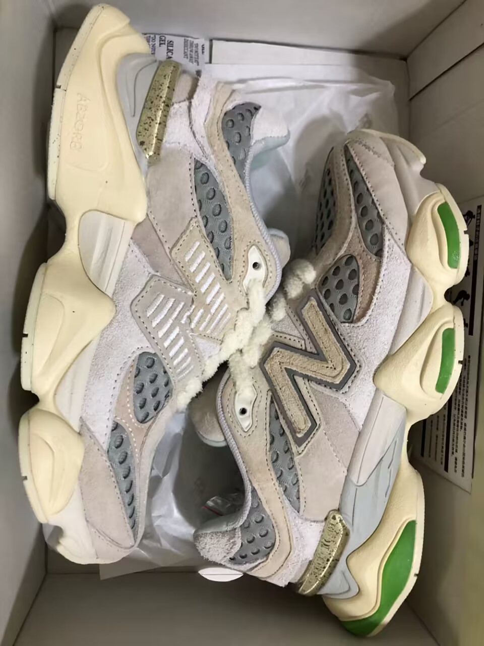 XAX new balance 9060 69usd gallery