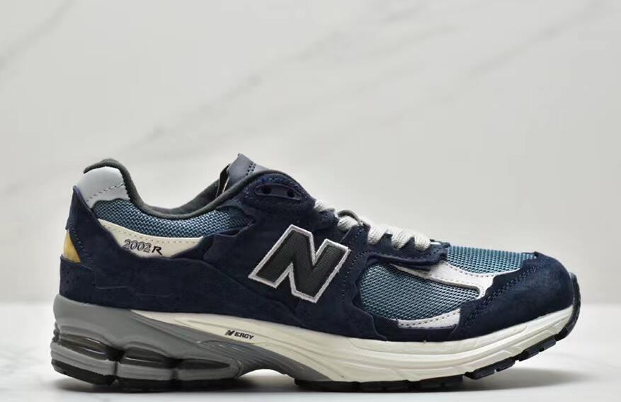 XEM New Balance 2002 59.99usd gallery